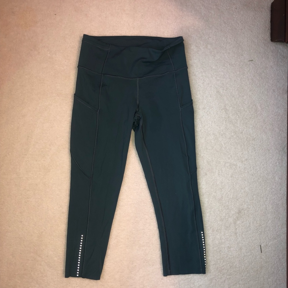 Lulu Lemon crop leggings